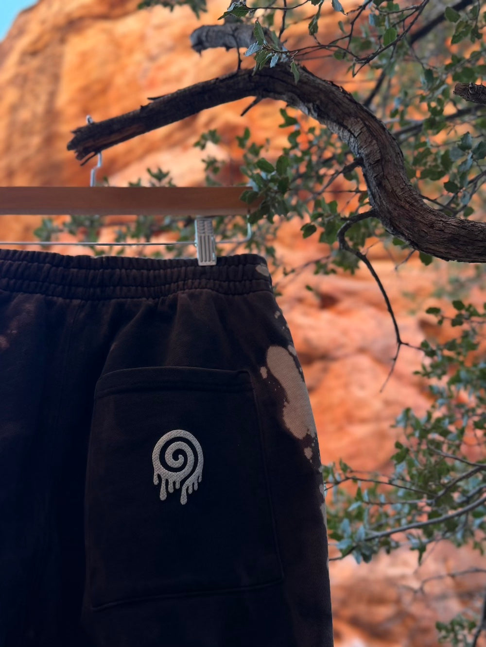 SWAMPY DRIPPY DROPPY #002 - "FROM SHADOWS TO THE LIGHT"