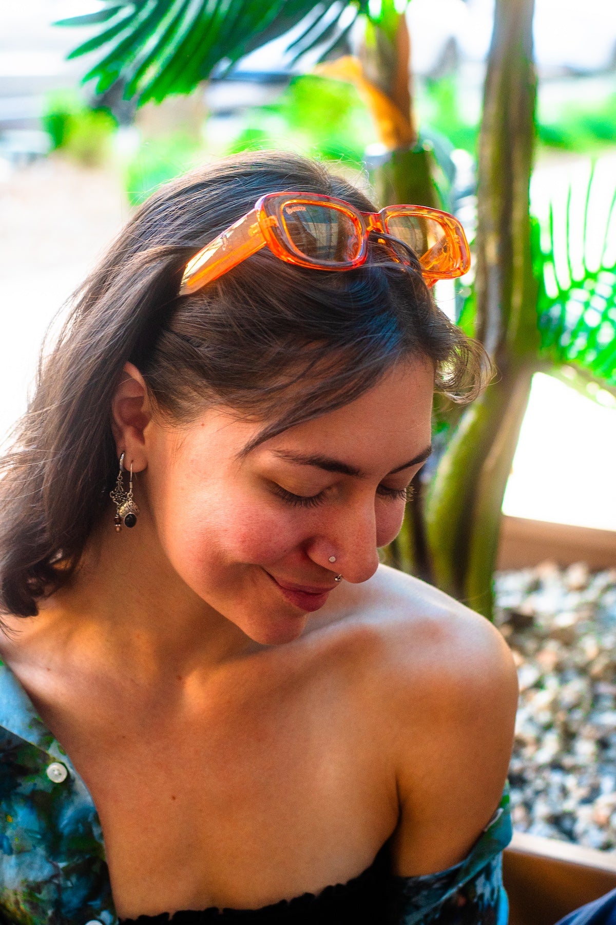 OOZEY ORANGE SUNGLASSES