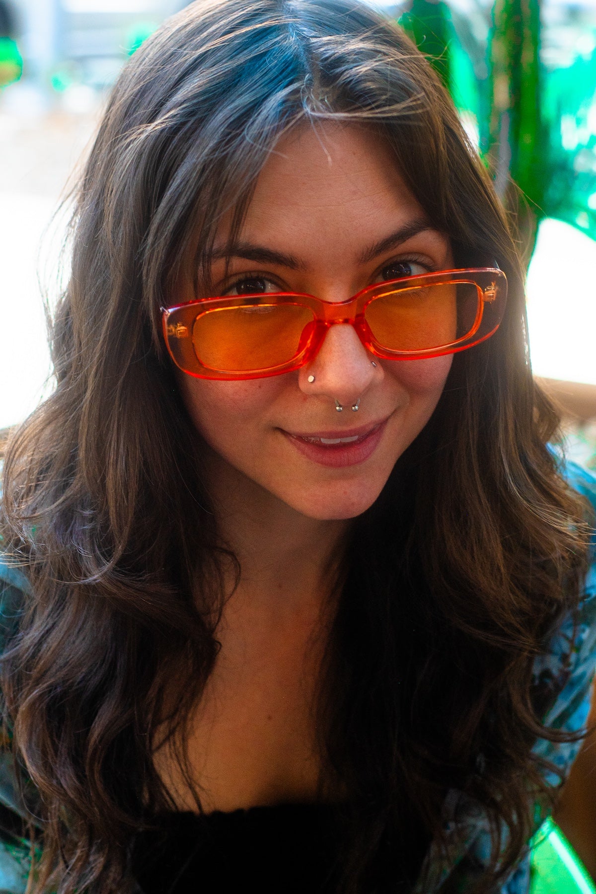 OOZEY ORANGE SUNGLASSES