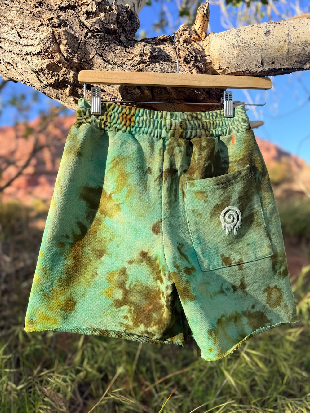 Swampy Drippy Droppy #004 - Bloom From the Bog